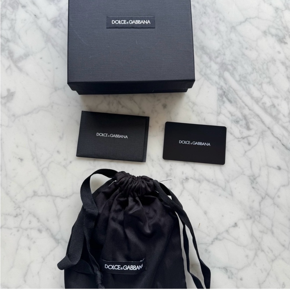 Authentic Dolce & Gabbana Black Passport Holder and Cards with DG in Gold - Picture 7 of 13